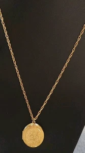 Vintage goldfarben verzierter Medaillon Anhänger 29" Halskette - Bild 1 von 5