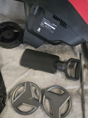 Defekt Einhell GC-KS 2540 2000W Elektro-Messerhäcksler - Rot/Schwarz - Bild 1 von 4