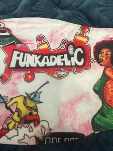 GEORGE CLINTON P-FUNK FUNKADELIC PARLIMENT FACE MASK - Picture 1 of 3