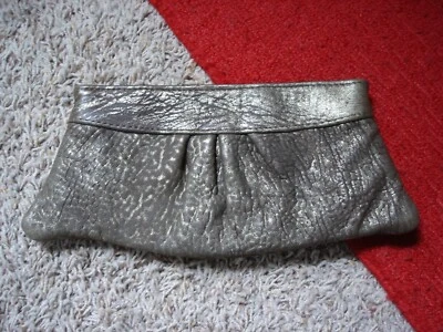 Lauren Merkin Cuero Genuino Marrón Dorado Metálico Bolso sin asas Bolso de mano Usado en Excelente Condición Foto 1 de 4