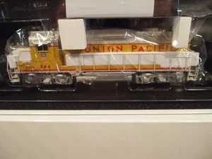 BROADWAY LIMITED 9580 UNION PACIFIC  GP30  ROAD NO. UP 844  NO-SOUND FOR DC ONLY - Picture 1 of 2