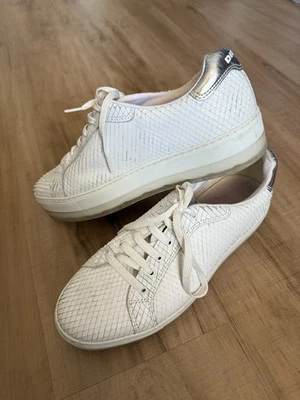 WOMEN'S DIESEL WHITE LEATHER LACE UP SNEAKER- Sz EU 40/ US 9 - EXCELLENT!!! - Image 1 of 4