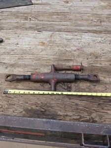 VINTAGE CASE TRACTOR EAGLE HITCH TOP, CENTER LINK, Part# VT 600, USED ORIGINAL - Picture 1 of 7