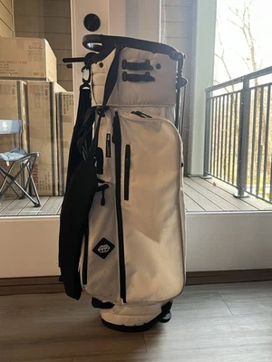 Bolsa de transporte de pie de golf Jones Sports Co. Trouper R blanca/negra Foto 1 de 4