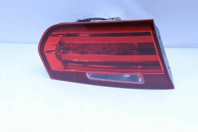 BMW 320i 328i 335i 2012-2015 luz trasera izquierda montaje tapa 63217372793 OEM usado Foto 1 de 4