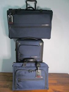 Tumi Executive Navy Luggage Set-22" Carry On 22" Suiter, & 15" Laptop Brief-NWT - Picture 1 of 21