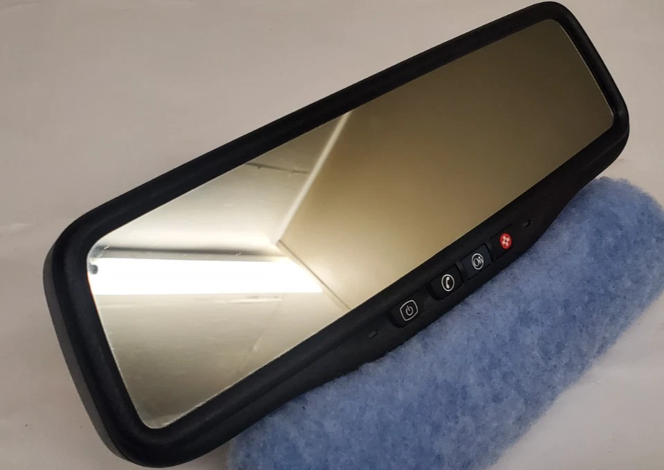 OEM 07-14 GMC Acadia Silverado Outlook Rear View Mirror OnStar Camera LCD Screen - Image 1 of 4