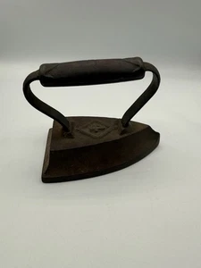 Antique #4 Cast Iron Sad Iron / Flat Iron / Door Stop - Picture 1 of 4