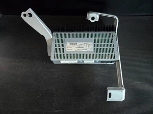 04-05-06 LEXUS RX400H AUDIO AMPLIFIER AMP, 86100-48070 - Bild 1 von 7