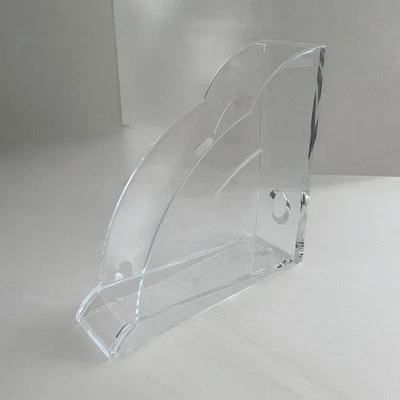 Revista/estante de libros de acrílico modernista Foto 1 de 4