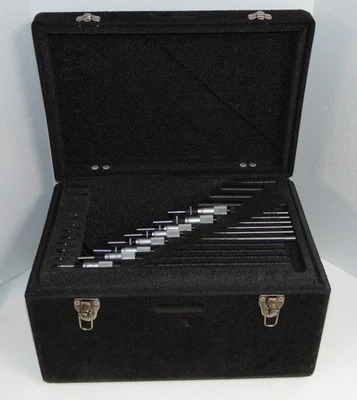 Juego de micrómetros métricos exteriores Starrett 436M 0-200 mm con estuche y estándares Foto 1 de 4