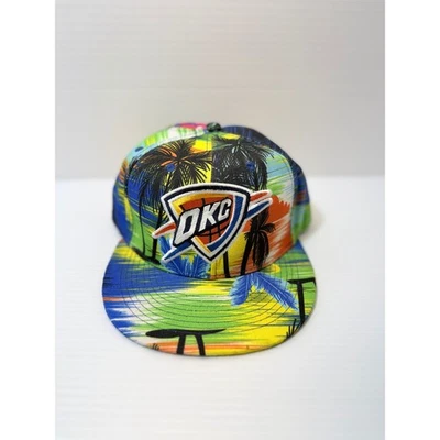 Gorra Mitchell & Ness Oklahoma City Thunder NBA Palm Tree Snapback Foto 1 de 4