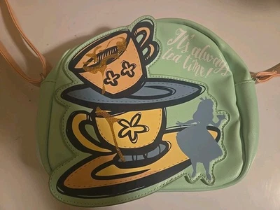 Cartera pequeña Disney Alicia en el País de las Maravillas leer descripción Foto 1 de 4