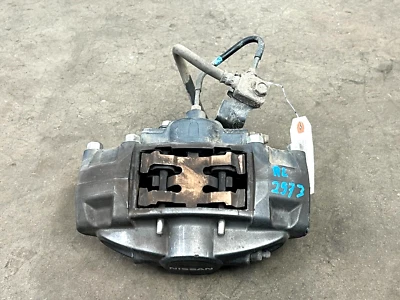 ⭐2009-2012 NISSAN 370Z RWD PINÇA DE FREIO TRASEIRA ESQUERDA AKEBONO ASSY OEM LOTE 2573 - Imagem 1 de 4
