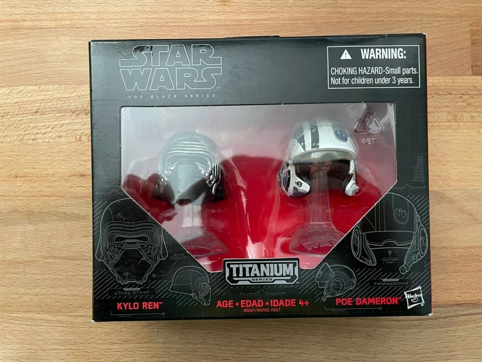 Hasbro Star Wars Titanium Black Series Kylo Ren & Poe Dameron Helmets 01
