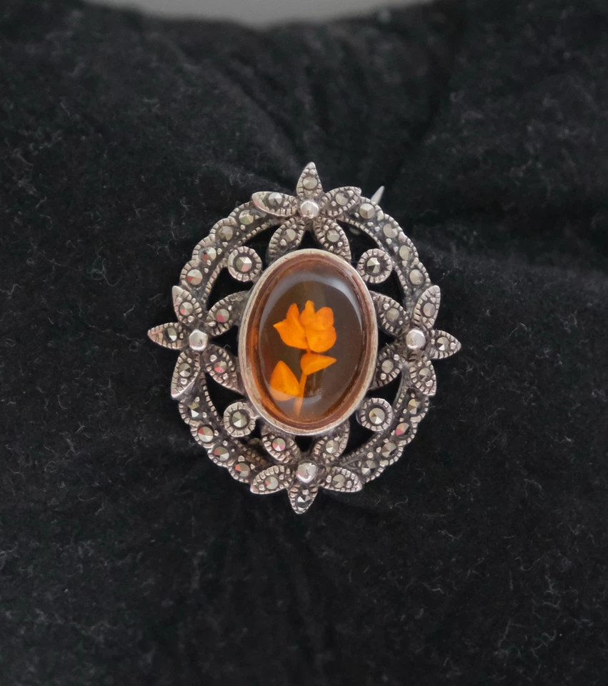 Broche de marcasita vintage de plata de ley 925 camafeo ámbar tallado al revés Foto 1 de 4