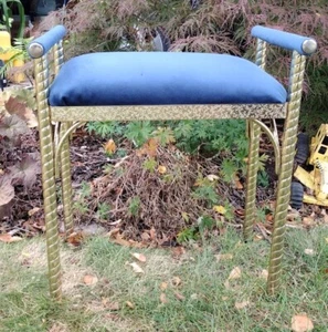 Beautiful Vintage Hollywood Regency Gold Style Vanity Bench Stool Blue Velvet - Picture 1 of 4