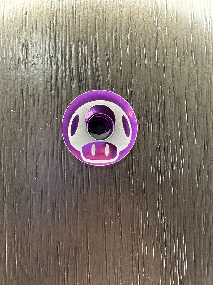 Fone de Ouvido Magic Mushroom Bicicleta Top Cap 1 1/8" Haste Roxa Mario Shroom - Imagem 1 de 1