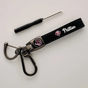 Philadelphia Phillies Genuine Leather Keychain With Tool (B) - Picture 1 of 4
