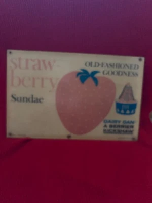 Letrero Dairy Dan 🍦🍦🍦¡Helado de fresa! 🍦 Vintage🍦 Foto 1 de 4