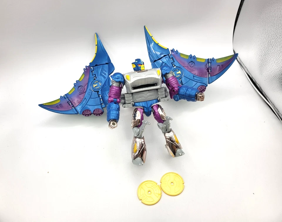 Hasbro Transformers Beast Wars Depth Charge Figure 1997 - Image 1 of 4