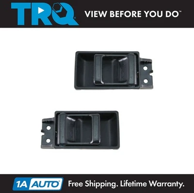 Par de manijas de puerta interiores negras TRQ para camioneta Nissan D21 carrocería rígida Foto 1 de 3