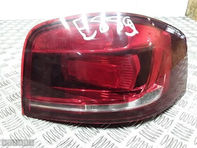 2012 AUDI A3 LUZ TRASERA CON PORTóN TRASERO DERECHA 8P3945096C - Imagen 1 de 4