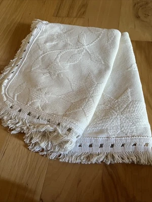 Juego estándar de 2 fundas de almohada con flecos matelasse marfil acolchadas gruesas de lujo de colección Foto 1 de 4