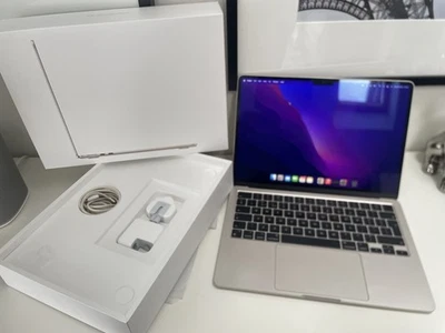 Apple MacBook Air 13" 2022 Starlight M2 CPU 8-Core GPU 8GB 256 Great Condition - Image 1 of 4