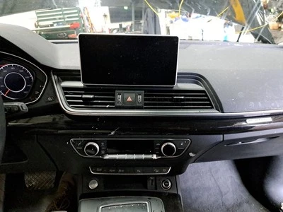 Control de temperatura/calentador/aire acondicionado 2018 Q5 Audi Sku#4115543 Foto 1 de 4