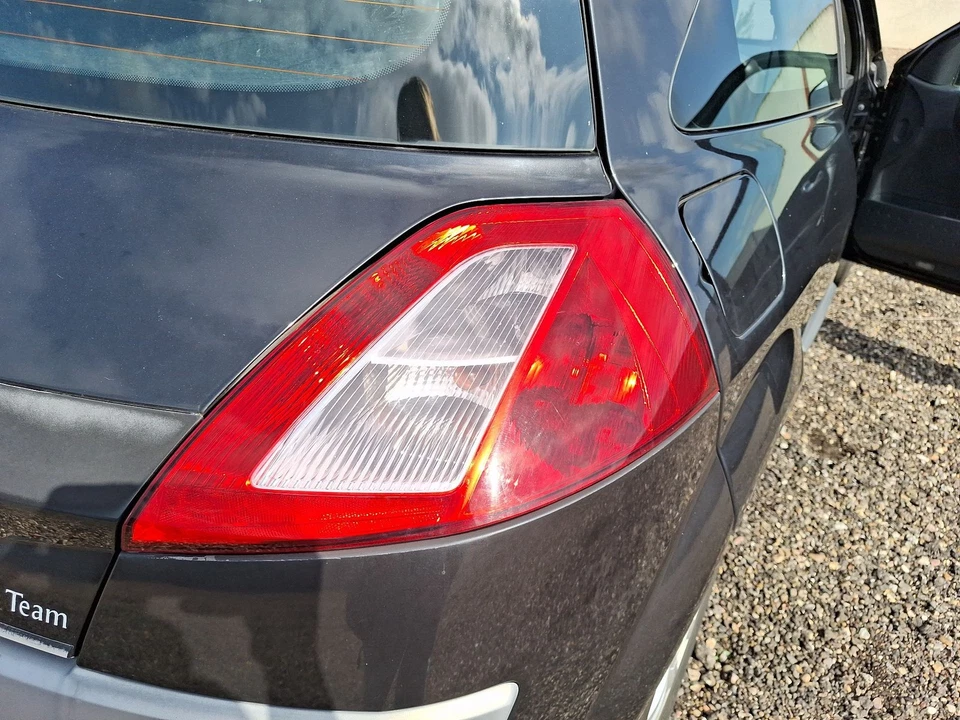 0 PILOTO TRASERO DERECHO / 124245 PARA RENAULT MEGANE II BM0/1_, CM0/1_ 1.6 16 - Immagine 1 di 1