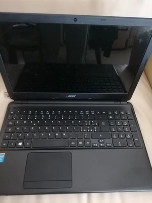 Computer portatile usato in ottime condizioni.Completo di caricatore e borsa. - Immagine 1 di 4