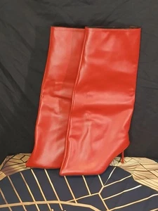 Tacchi metà polpaccio in pelle rossa - Foto 1 di 3