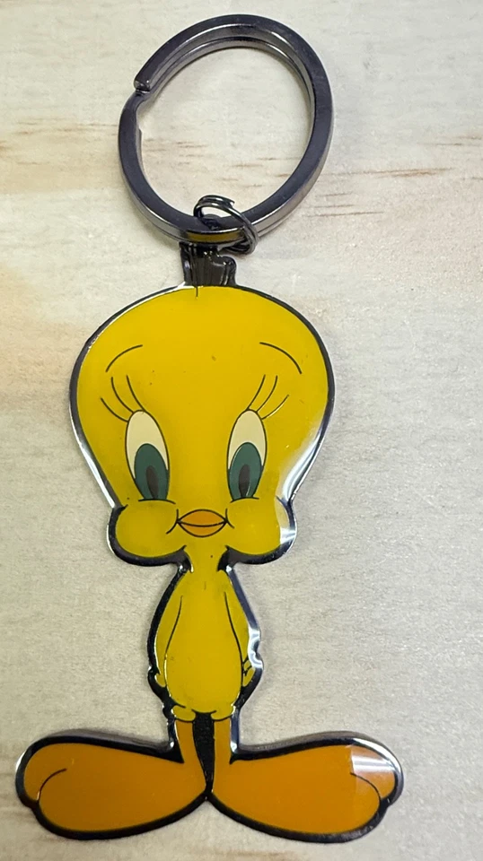 2000 Licensed Warner Bros. Taz Devil-Tweety Bird-Sylvester-Bugs Bunny Keychain - Image 1 of 4