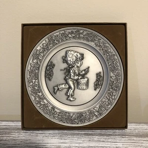 Vintage 1978 Ltd Ed Hallmark Pewter Christmas Plate Little Drummer Boy - Picture 1 of 2