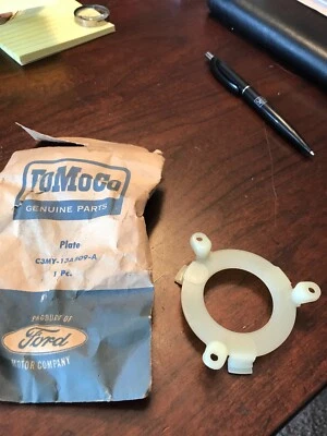 Placa de bocina de mercurio 1963 nuevo de Lote Antiguo C3my-13A809-A Comet Fomoco Nuevo de Lote Antiguo Foto 1 de 2