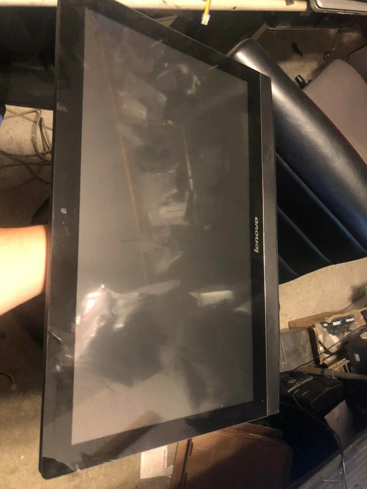 Lenovo C460 21" TouchScreen All in One , JUST THE SCREEN.!!!!!! - Image 1 of 4