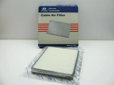 0879037000A Cabin Air Filter OEM For Hyundai 2002-2002 Accent - Image 1 of 3