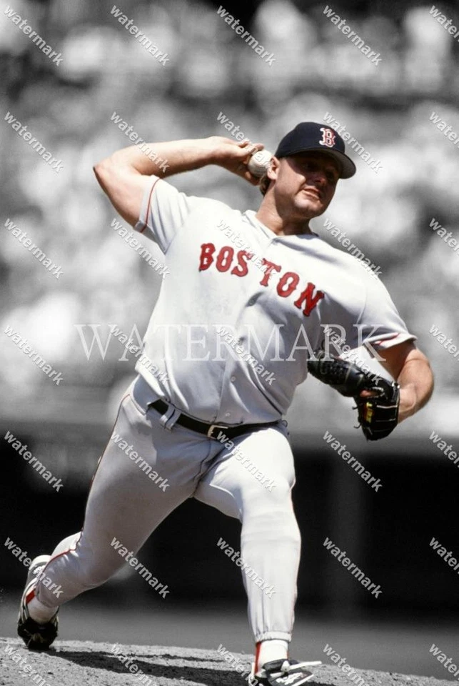 GI487 Roger Clemens Boston Red Sox 8x10 11x14 16x20 Photo - Image 1 of 1