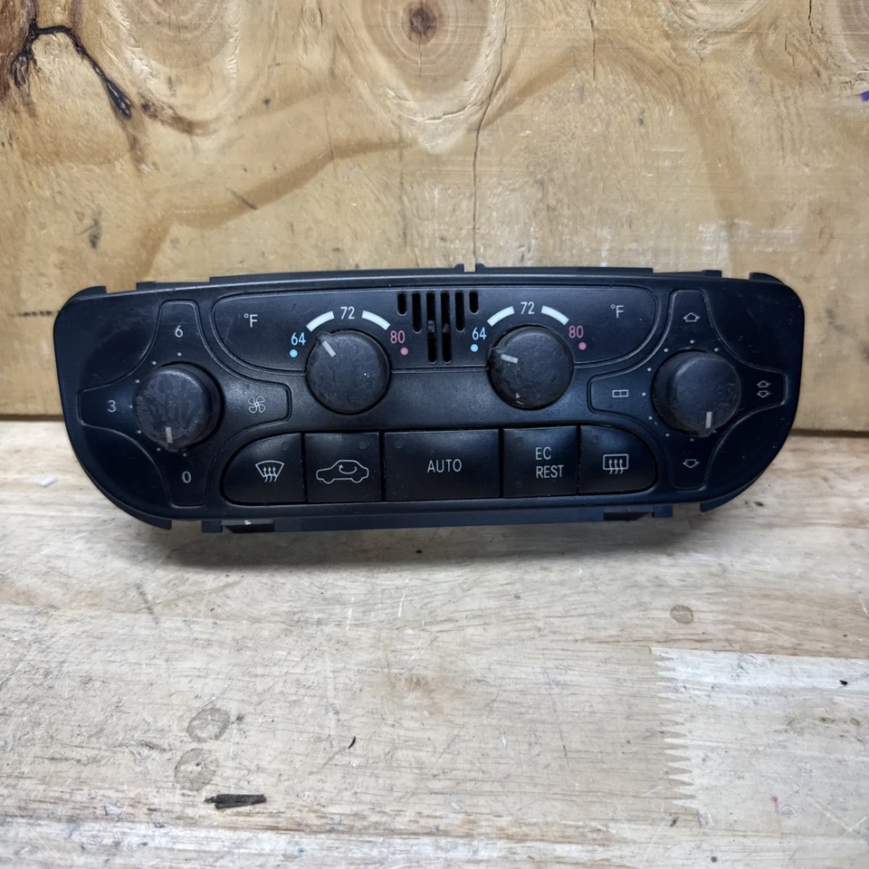 01-04 MERCEDES-BENZ C240 C320 AC TEMPERATURE CLIMATE CONTROL UNIT 2038300685 Foto 1 de 4