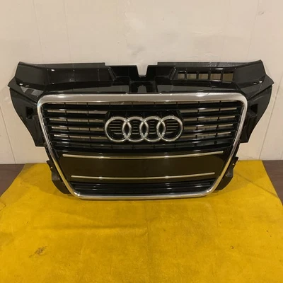 Parachoques delantero Audi A3 S3 2009-2012 parrilla con cromo con emblema 8P0,853,651,M OEM Foto 1 de 4