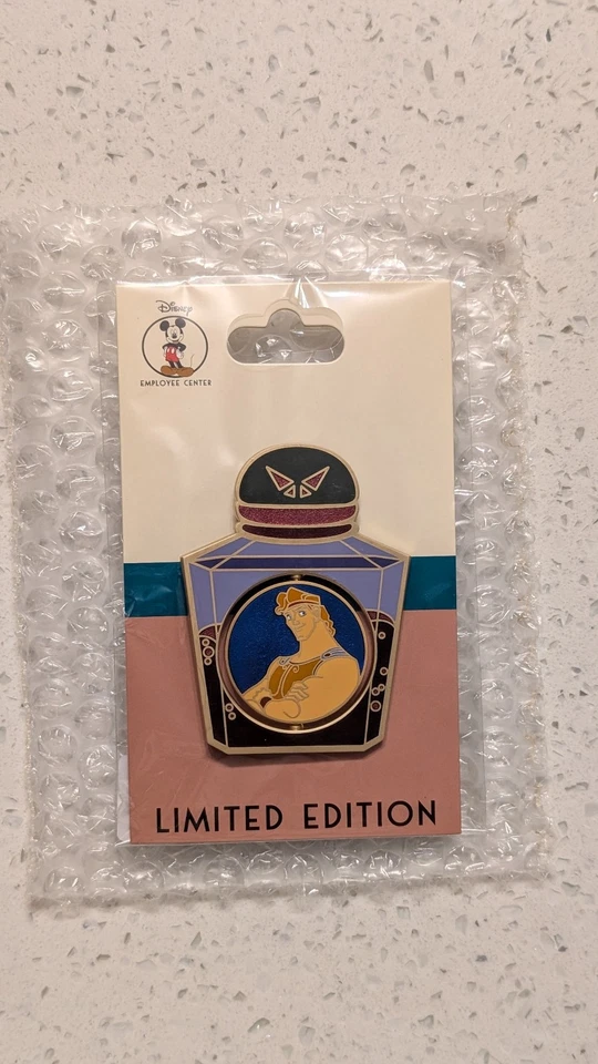 Disney DEC Spinner Pin - Good vs Evil - Hercules Hades LE 250 - Image 1 of 1