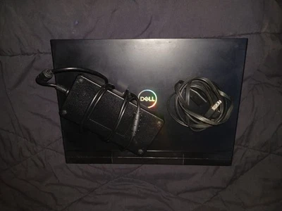 Ноутбук игровой Dell G7 7700 17,3 дюйма 300 Гц графический процессор RTX 2070, 24 ГБ Ram, твердотельный накопитель 1 ТБ - Изображение 1 из 3