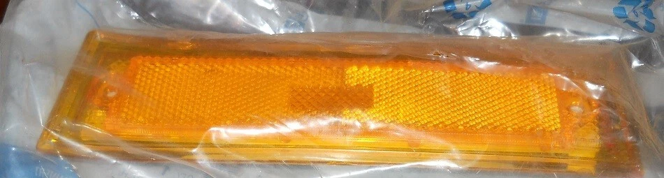 Conjunto de lámpara de estacionamiento izquierda para camioneta Chevrolet GMC 1981-91 nuevo de lote Foto 1 de 1