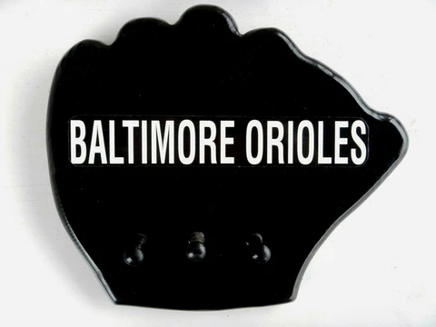 Baltimore Orioles Baseball Glove Wooden Wall Key / Miscellaneous Hanger Cover
