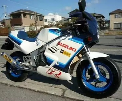 COHETE DE BOLSILLO SUZUKI GAG RB50 GSXR50 LA41A SELLO DE ACEITE VÁSTAGO DE VÁLVULA X2 piezas 09289-05008 Foto 1 de 4