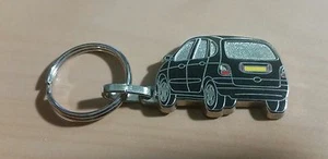 Renault Scenic Schlüsselanhänger schwarz emaille - Maße Fahrzeug 37x25mm - Bild 1 von 1