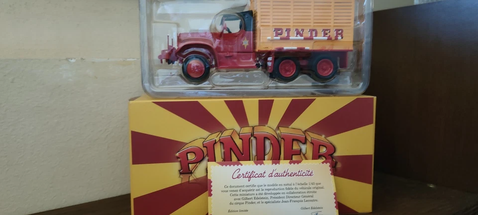 Circo Pinder Direkt Collection IXO Scala 1/43 - Immagine 1 di 1