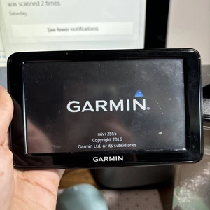 Garmin Nuvi 2555LMT Bundle Automotive GPS Navigation System Works With Case - Picture 1 of 17