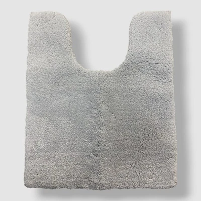 Alfombra de baño Madison Park gris firma contorno | 20" x 24" Foto 1 de 3